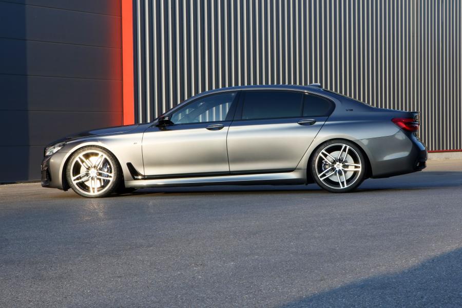  BMW M760Li xDrive by G-Power (G12) 2018 года  (фото 2 из 9)